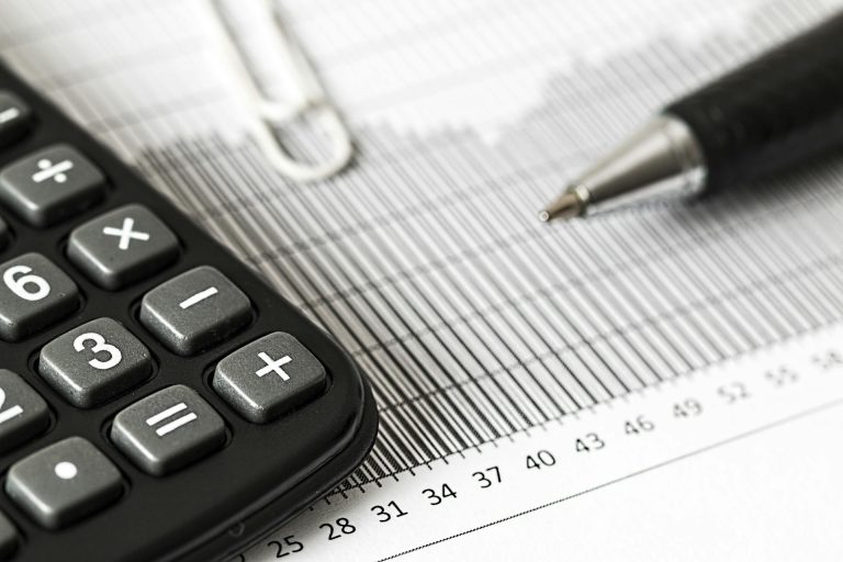 Tekoäly verosuunnittelun apuna – Miten säästät aikaa ja euroja taloushallinnossa?